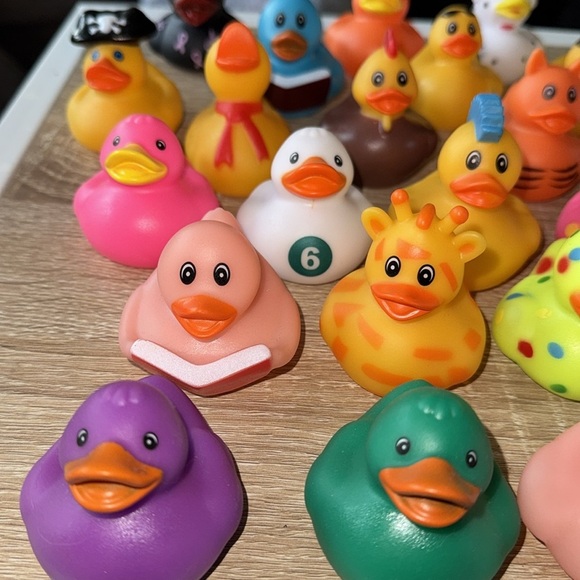 25 Colorful Rubber Duck Toy Set Jeep givy Fun NEW - Picture 3 of 5